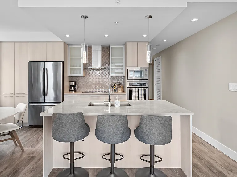 960 Yates St #1105 — Photo 7