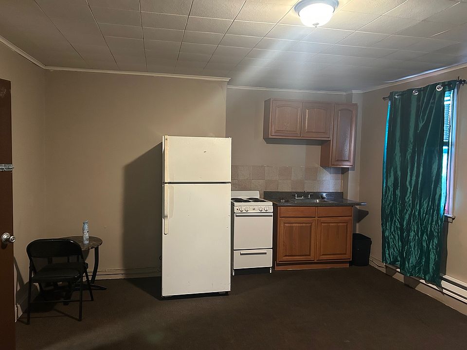 1st image of 4426 Frankford Ave Floor 2