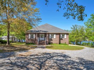 4801 Meadow Lake Dr, Crestview, FL 32539