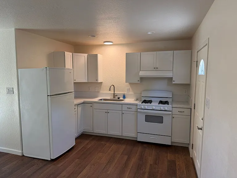 1339 S Liberty St — Photo 5