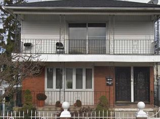 24507 149th Dr, Jamaica, NY 11422