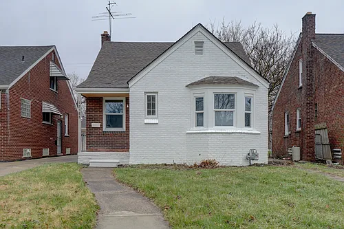 17388 Teppert St Photo 1