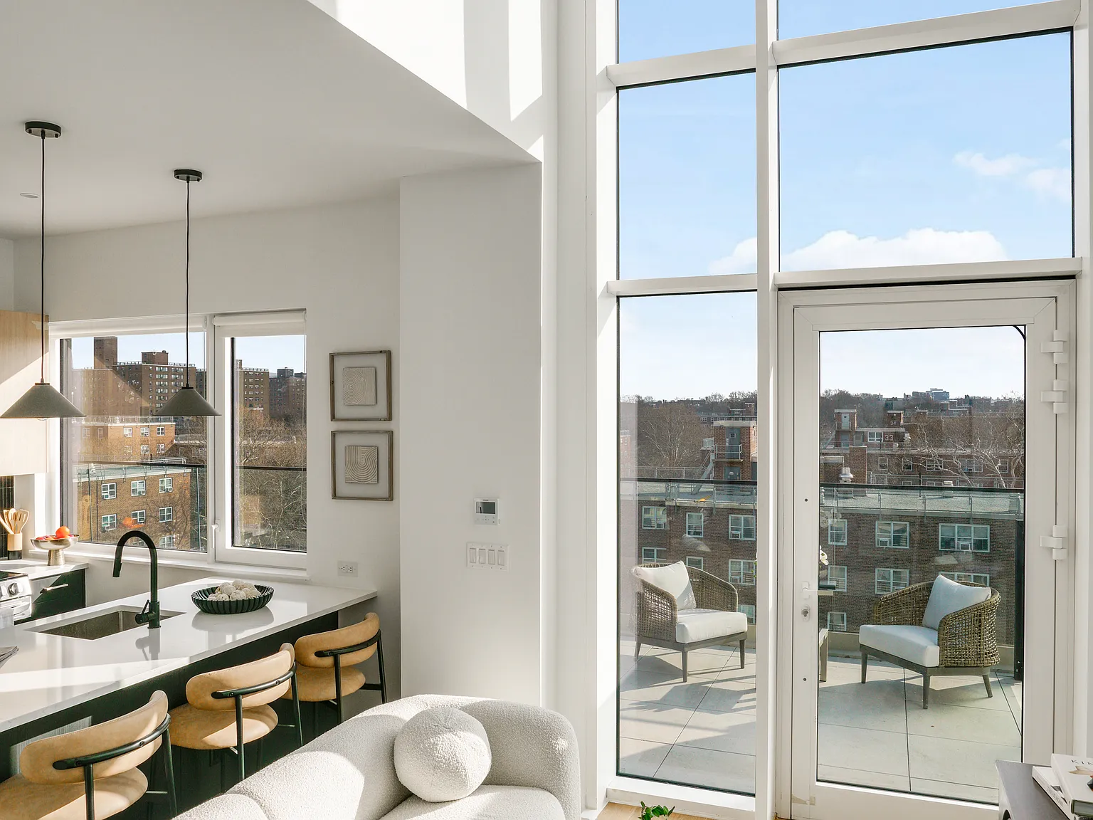 11-14 35th Avenue — Photo 3