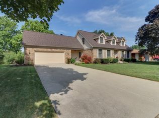 5 Independence Sq, Bloomington, IL 61704