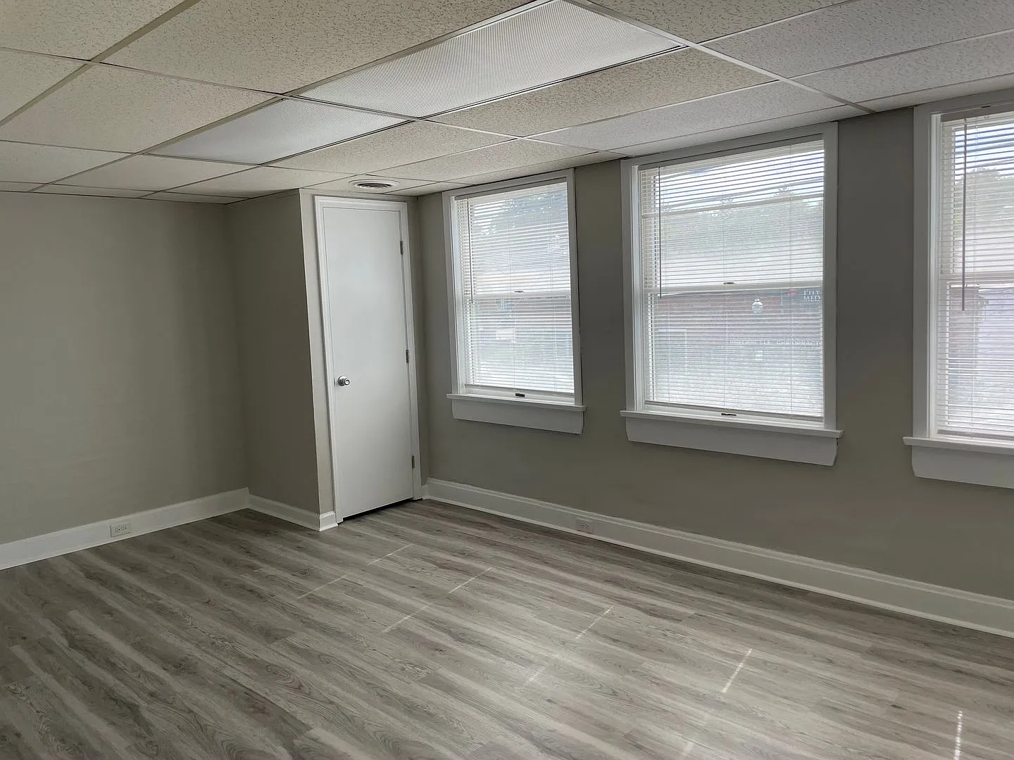 8921 Brecksville Road — Photo 2