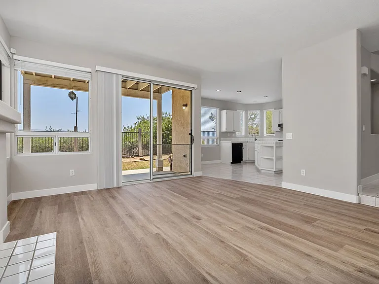 7996 Cicada Ct — Photo 10