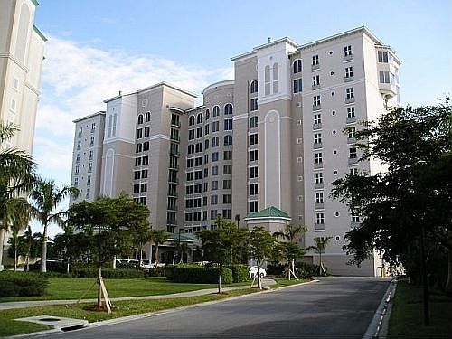 Waterside Dolphin Pointe