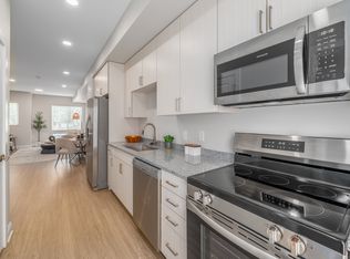 Park Lamont Townhomes, Cleveland, OH 44106