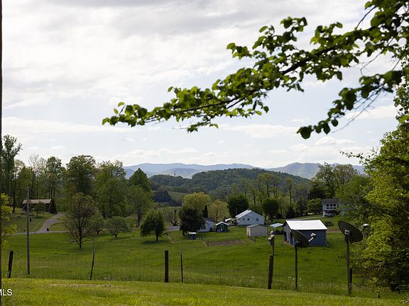 2nd image of 133 Bob Wright Rd