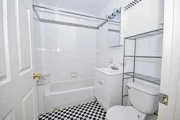 Rented by Level Group | media 18