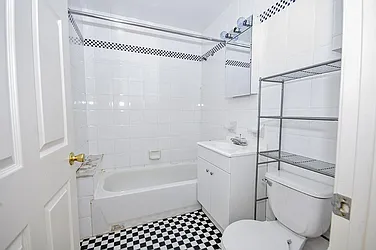 Rented by Level Group