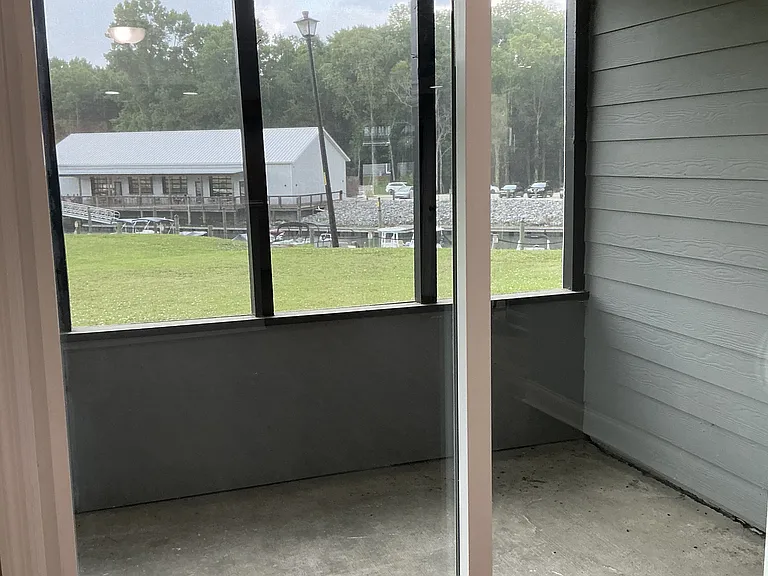 1402 Tailrace Dr #1 — Photo 5