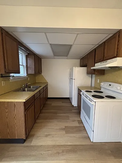 Arbor Manor — Photo 11