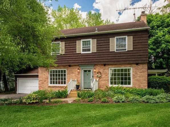 1651 East Ridge Road, Beloit, WI 53511