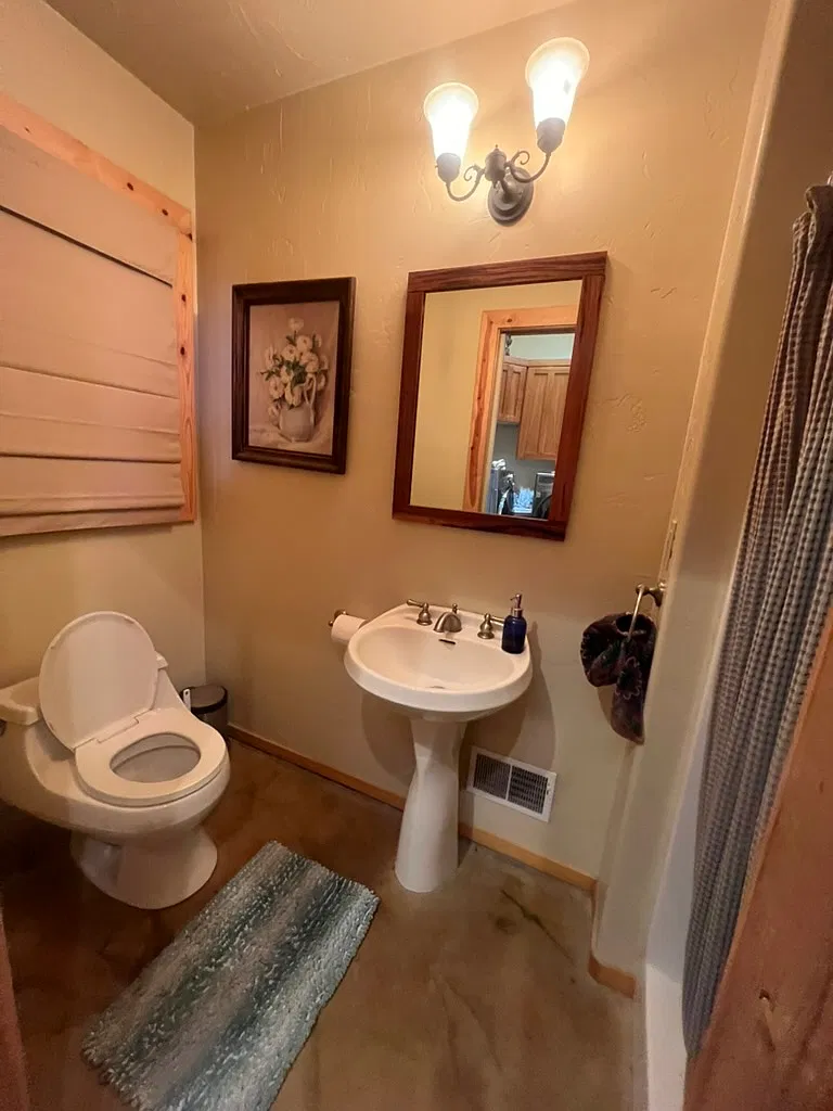 3 bed, 1800 sqft, $4,500 — Photo 2