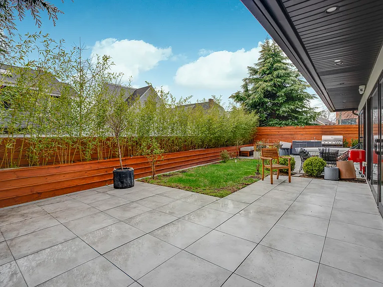 7 Adelaide Pl — Photo 27