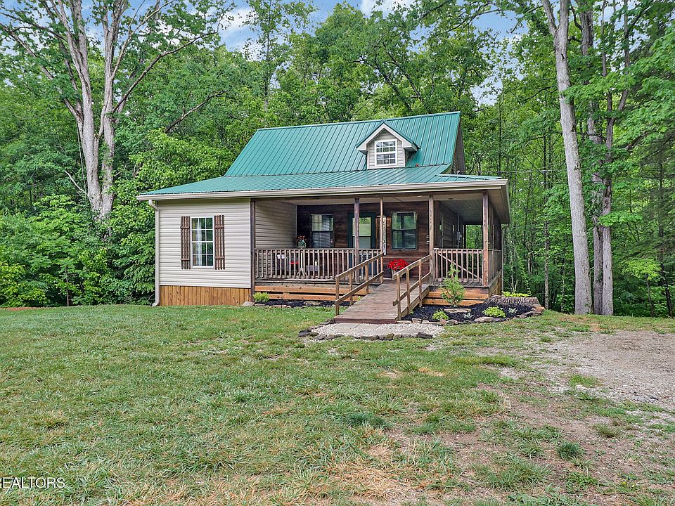 1st image of 1421 Taylor Place Rd