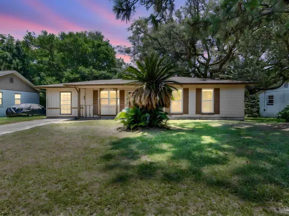 905 Lagoon Dr, Pensacola, FL 32505