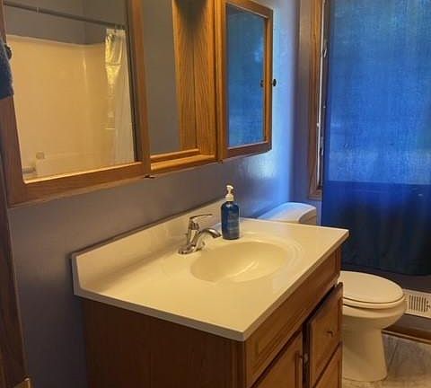 4th image of 2784 Chippewa Ave