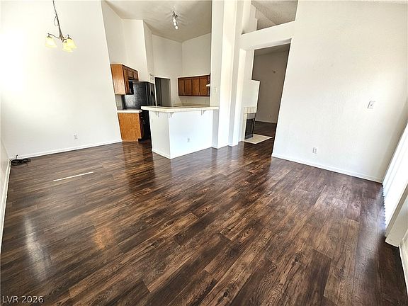 2nd image of 2817 Albemarle Way