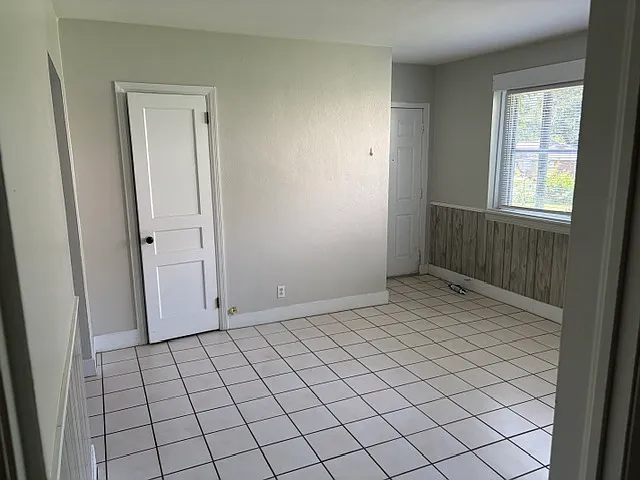 814 Crawford Ave #A — Photo 3