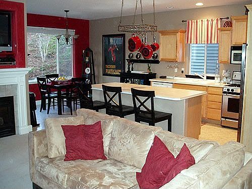 Great room with gas fireplace