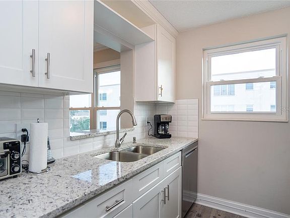 4th image of 5623 80th St N Unit 411