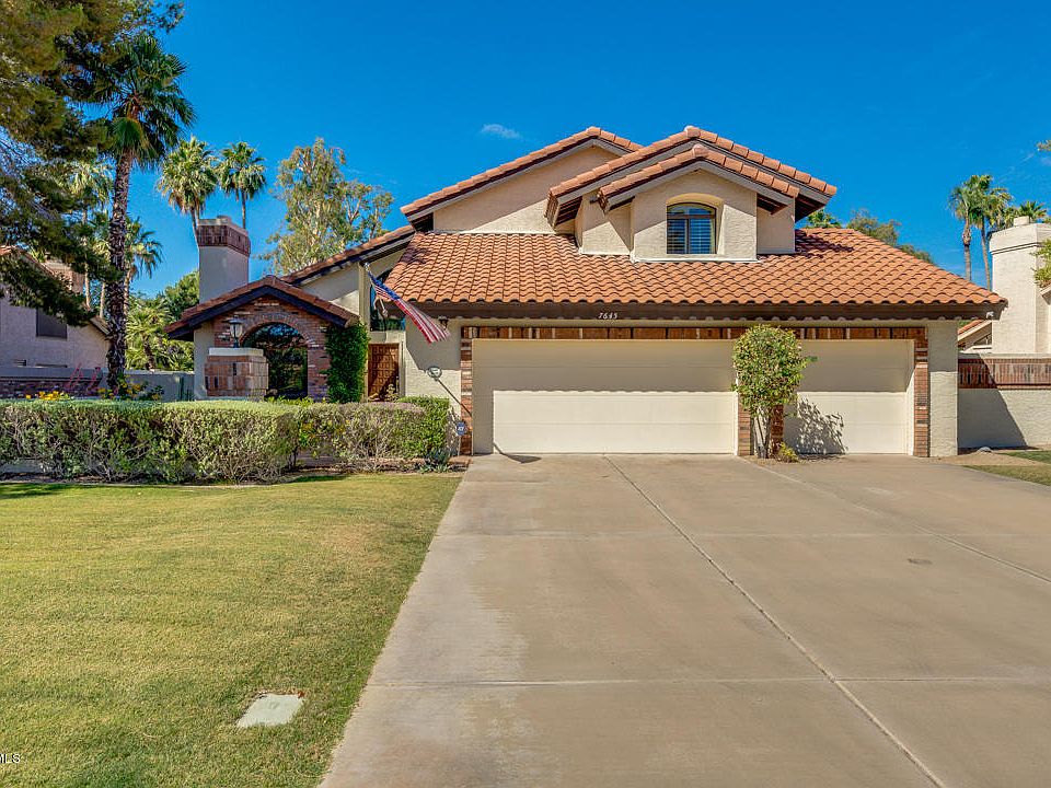 1st image of 7645 E Larkspur Dr