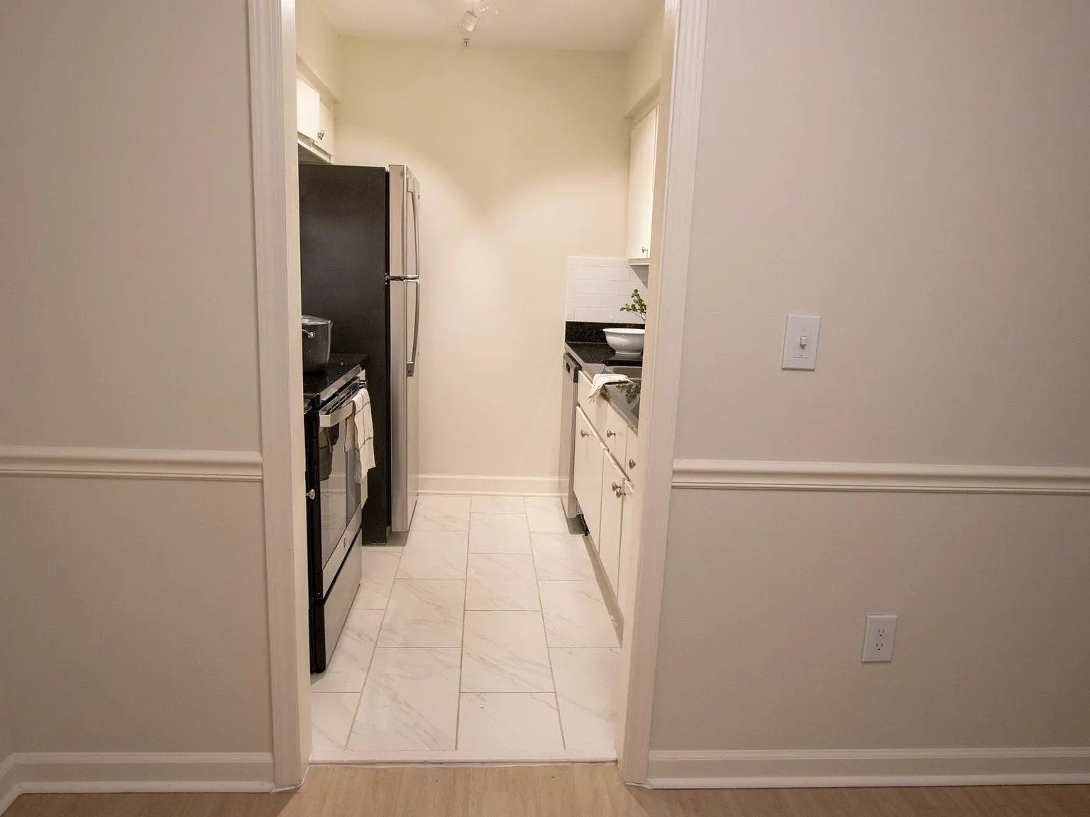 1 bed, 800 sqft, $1,549 — Photo 4