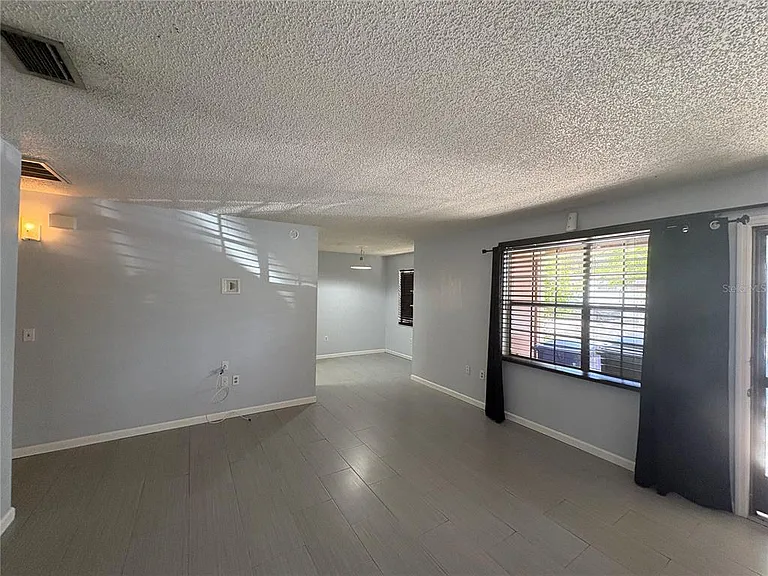 411 Garden Dr #1 — Photo 17