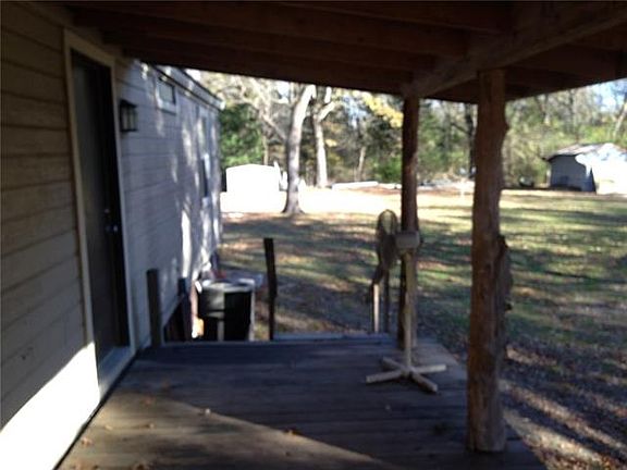 4th image of 305 Arrowhead Way
