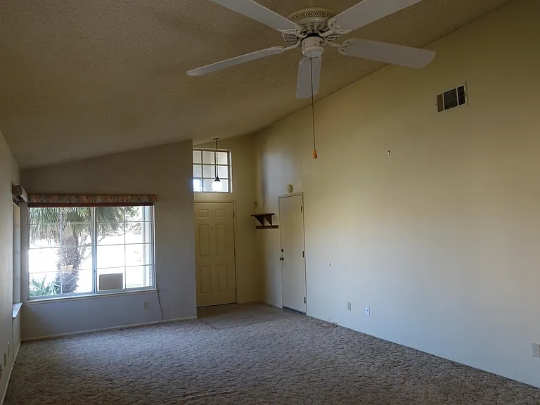 27475 Connie Way — Photo 7