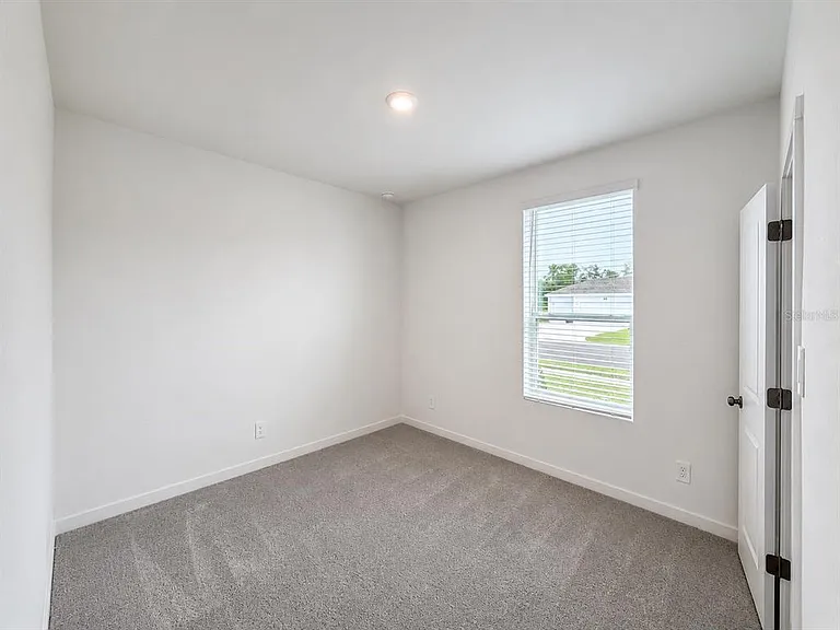 644 Ruth Ave — Photo 16