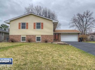 1707 Cook Dr, Normal, IL 61761