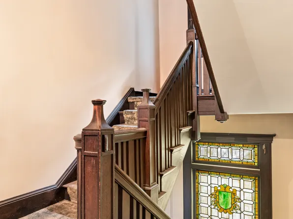 1917 Ditmas Avenue image 10 of 12