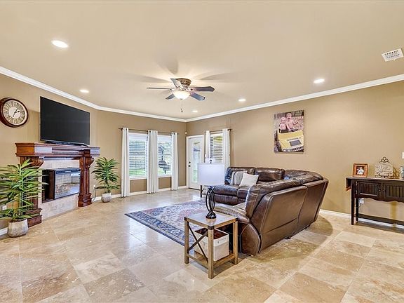 3rd image of 15341 Chianti Ln