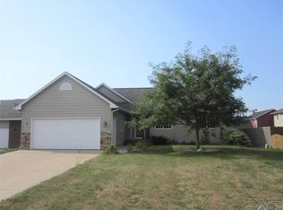 5105 W 35th St N, Sioux Falls, SD 57107