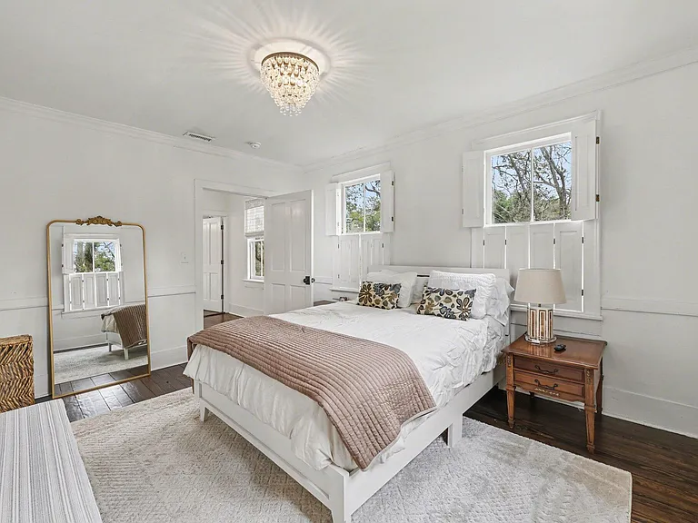 216 W Carolina Ave — Photo 22