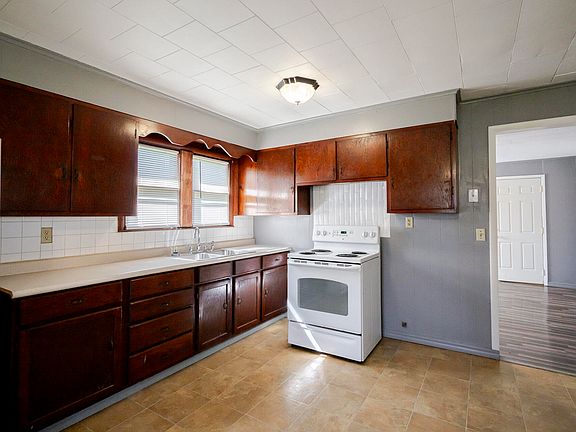 5th image of 1407 4th Street