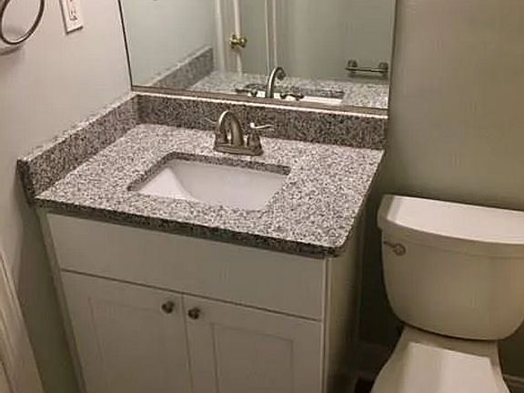 5th image of 400 33rd St #3224
