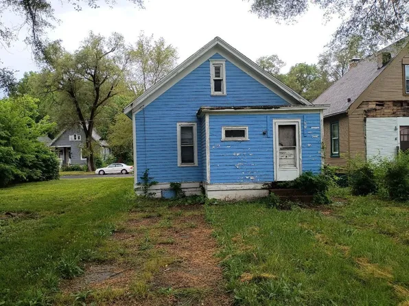 1531 W Widenham St, Peoria, IL 61605