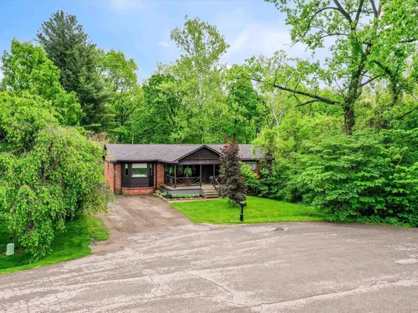 6655 Teeters Ln, Martinsville, IN 46151