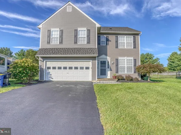 63 Winterton Ln, Dover, DE 19904