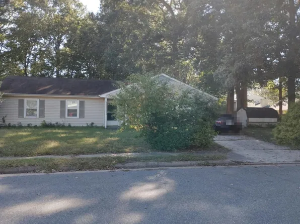 139 Fairmont Dr, Hampton, VA 23666