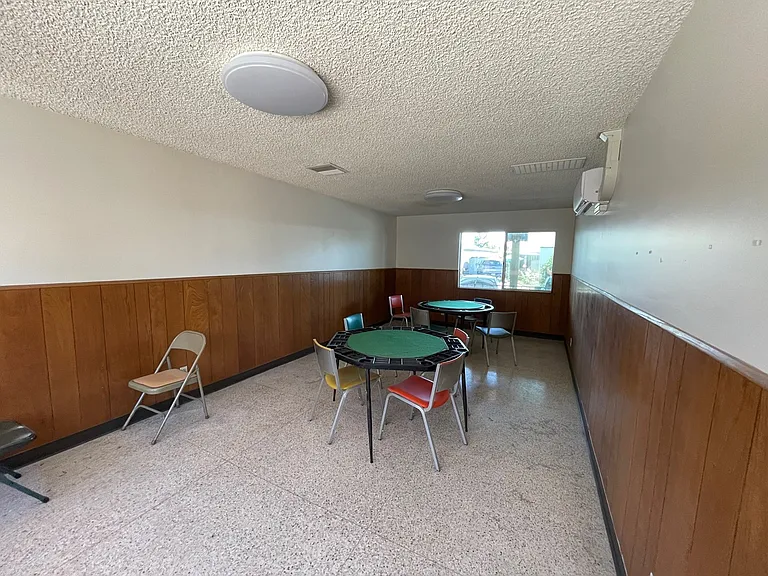 141 Douglas Dr #75 — Photo 16