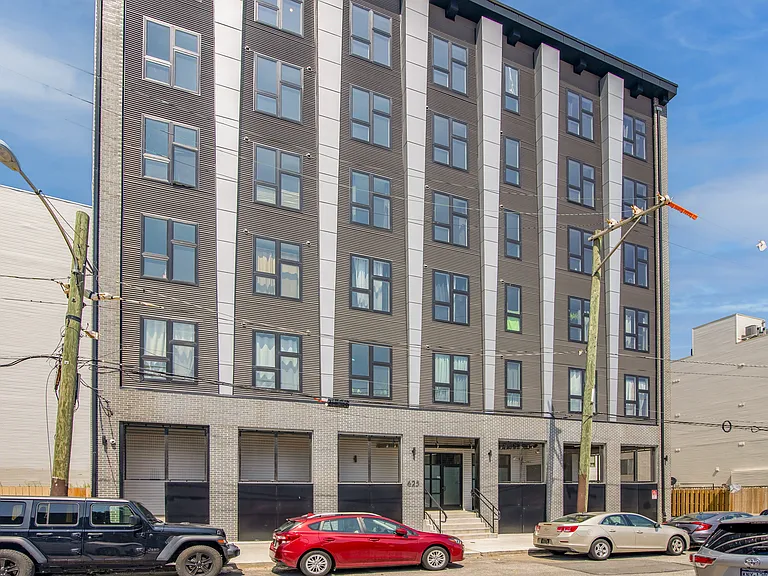 The Ryley Apartments — Photo 2
