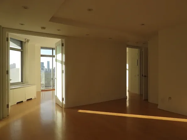 188 East 64th Street image 5 of 8