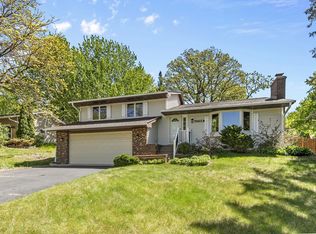 4708 Laura Ln, Shoreview, MN 55126