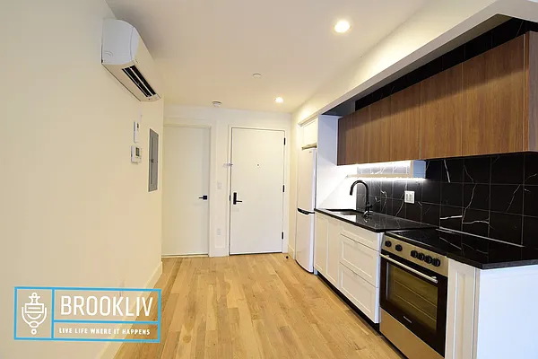 Rented by null | media 50