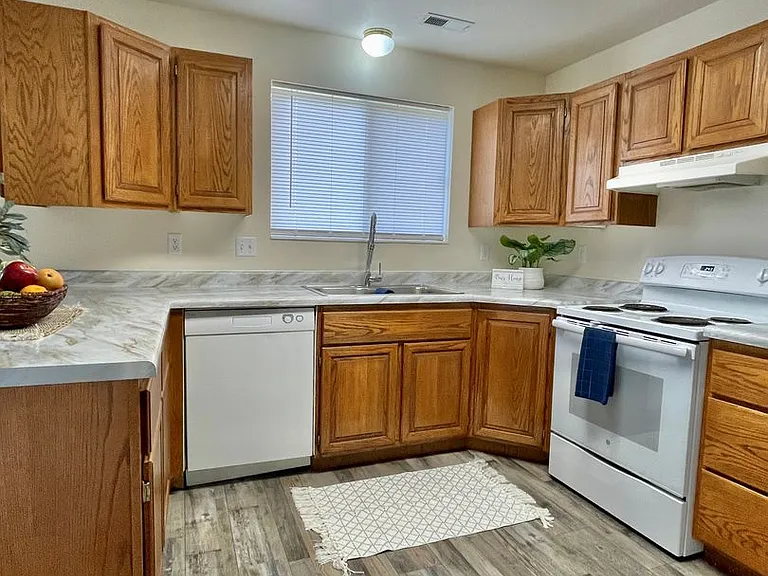 1516 S 4000 W — Photo 10